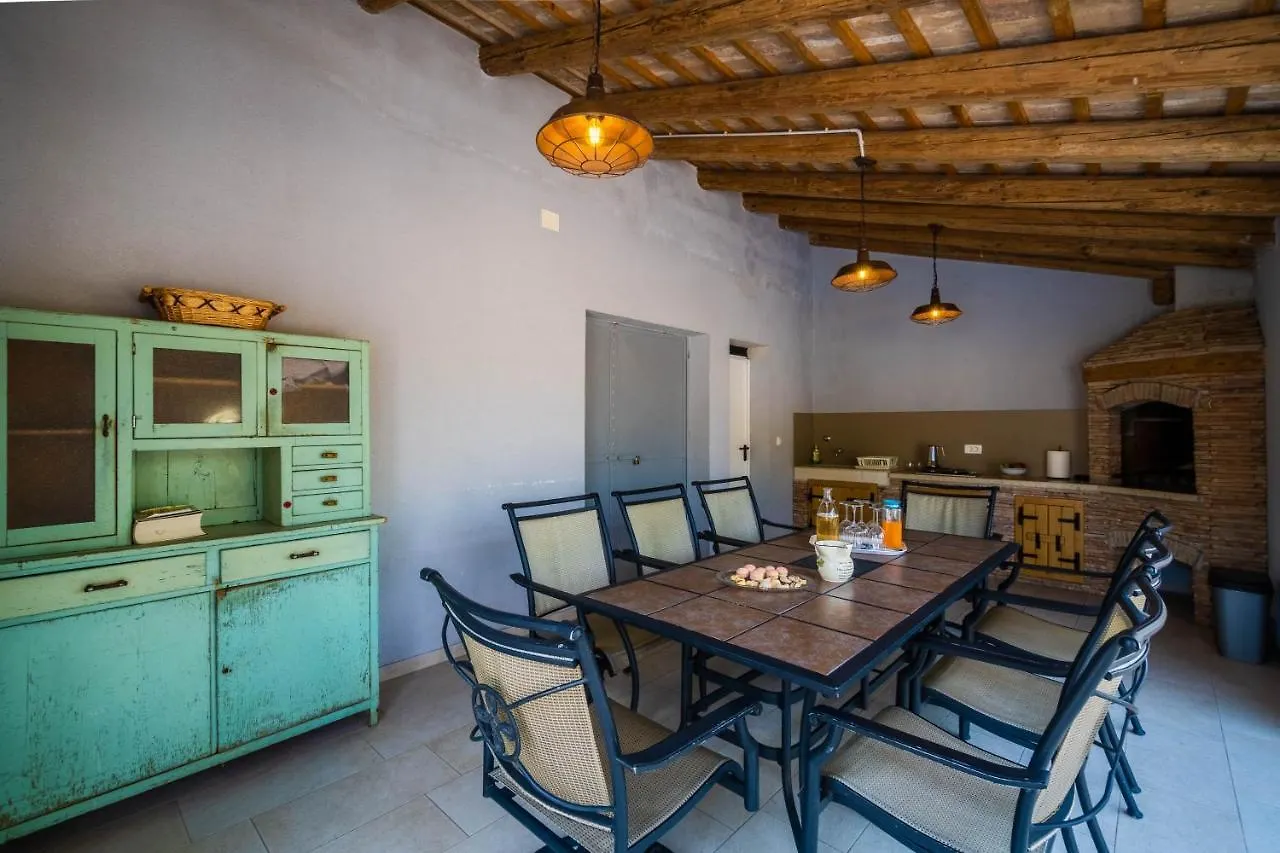 Luxury Villa On Spacious Private Property Rakalj