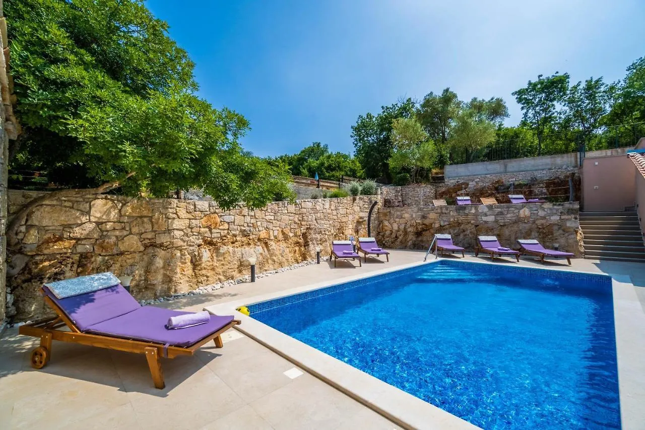 Luxury Villa On Spacious Private Property Rakalj 0*,  Croatia